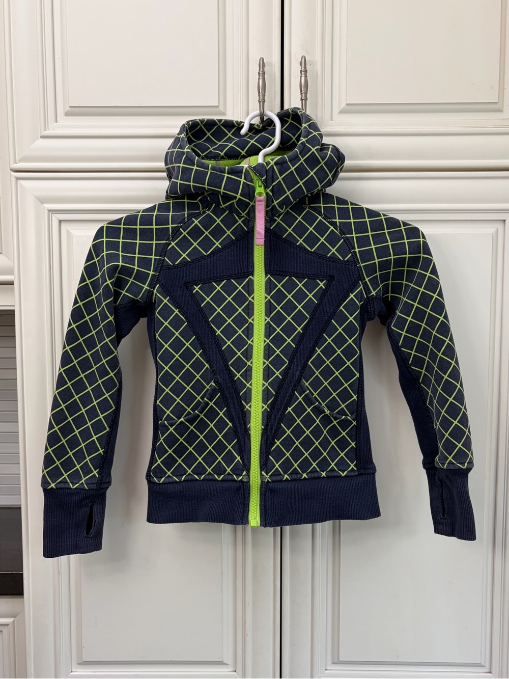 SIZE 6 - Ivivva girl’s full zip hoodie / jacket
